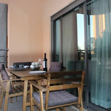 Charme Paraiso Sol Apartment *
